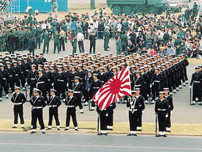 일본은 헌법에서 명시적으로 '평화주의'를 선언하며 '군대' 보유를 금지하고 있지만 자위대는 군대가 아니고 무엇인가?<출처; 평화네트워크>