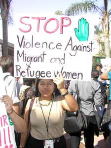 이주여성들과 난민여성들에 대한 폭력을 중단할 것을 요구하는 시위<출처; www.antirasistisk-senter.no>
