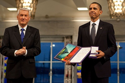 노벨평화상을 받는 오바마 미국대통령 