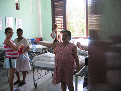 산전관리센터 병실에 있는 임산부들